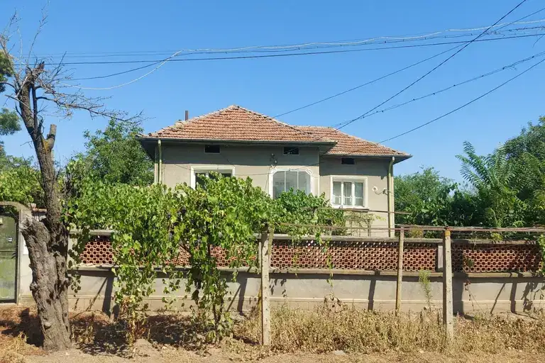 House in Oblast Pleven, Obnova