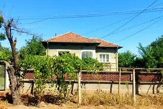 Къща в Плевен, с. Обнова