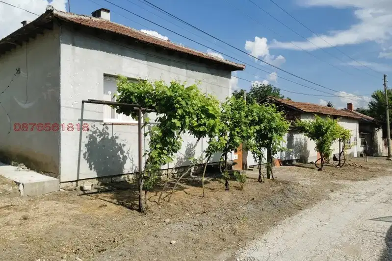 House in Oblast Pleven, Obnova