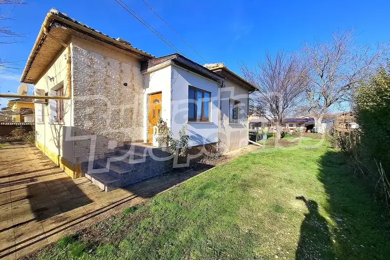House in Oblast Pleven, Obnova