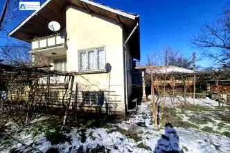 Къща в Плевен, с. Пелишат