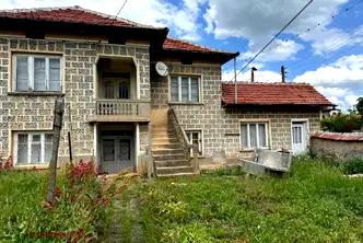 Къща в Плевен, с. Пелишат