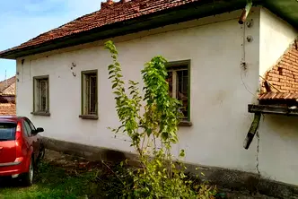Къща в Плевен, с. Садовец