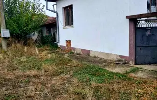 Къща в Плевен, с. Вълчитрън
