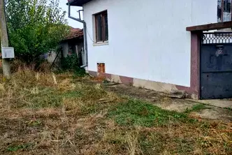 Къща в Плевен, с. Вълчитрън