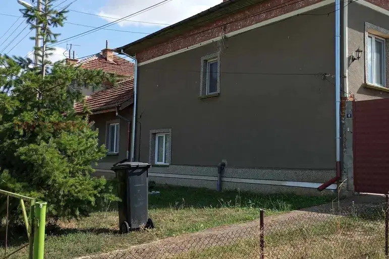 Къща в Плевен, с. Вълчитрън