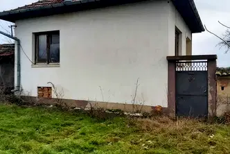 Къща в Плевен, с. Вълчитрън