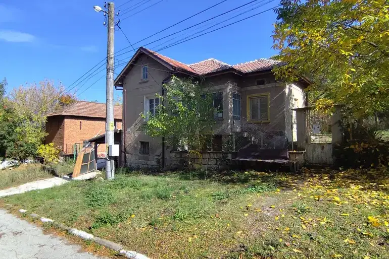 Къща в Плевен, с. Върбица