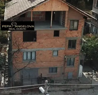 Снимка 3 — Двуетажна къща с гараж и двор в кв. Долни Воден, Асеновград