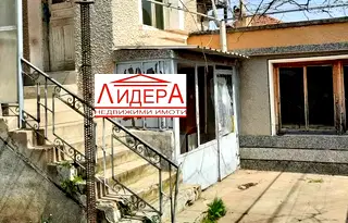 Къща в Пловдив, Брезово