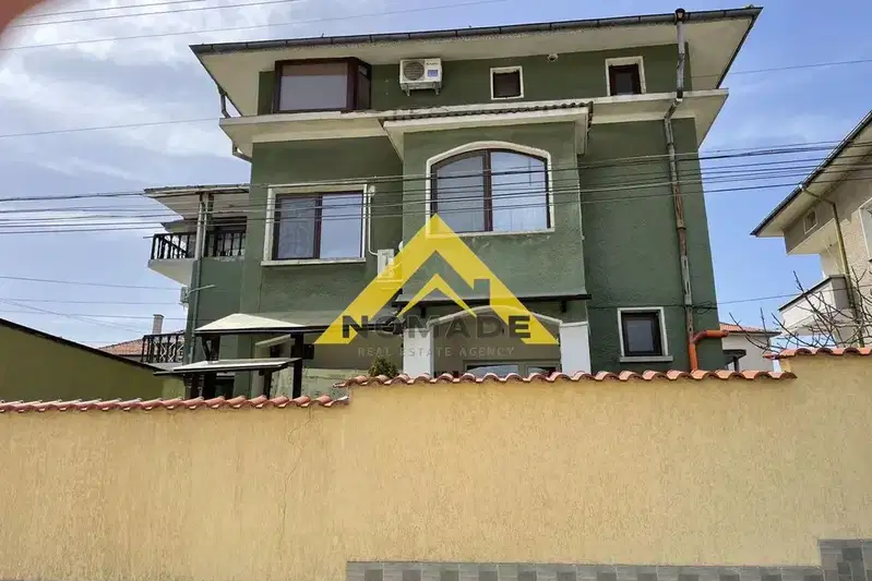 House in Oblast Plovdiv, Hisarya