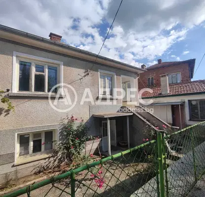 Photo 3 — House in Oblast Plovdiv, Kalofer