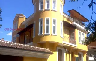 Къща в Пловдив, Карлово