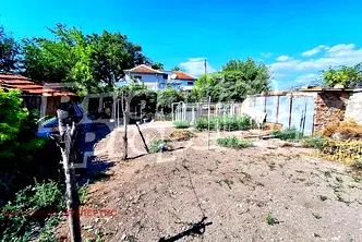 Къща в Пловдив, с. Болярино