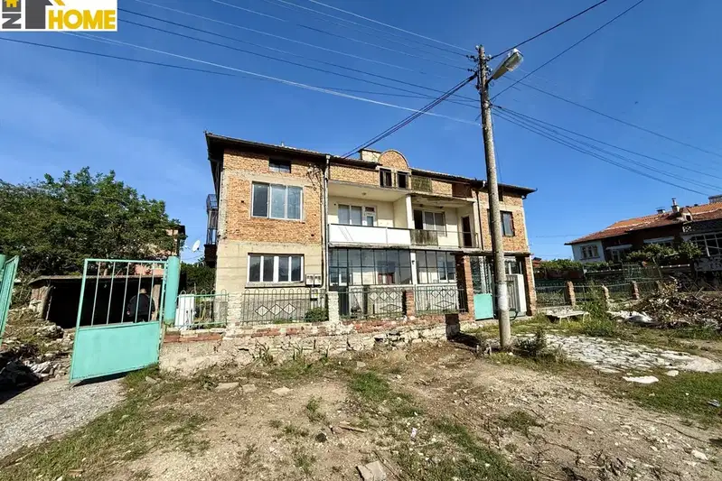 Къща в Пловдив, с. Брестник