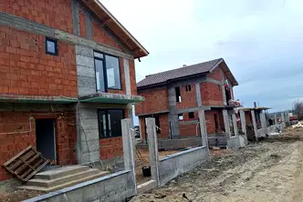 Къща в Пловдив, с. Брестник