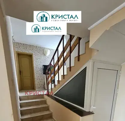 Снимка 3 — Къща в Пловдив, с. Брестник