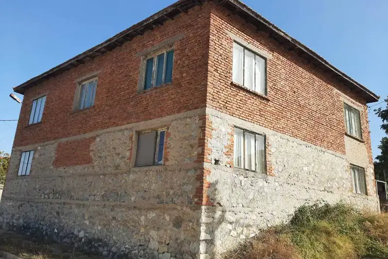 House in Oblast Plovdiv, Brestovica