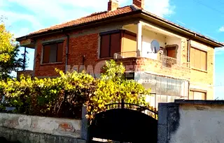 Къща в Пловдив, с. Царимир