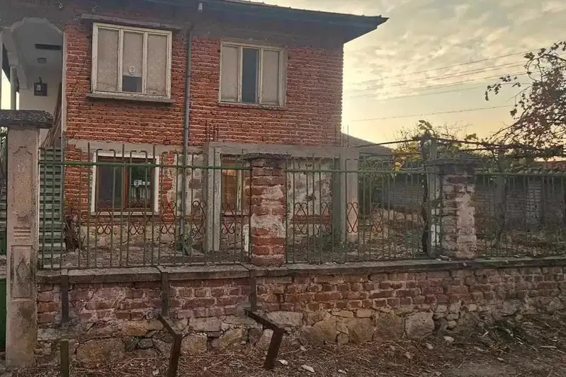 Къща в Пловдив, с. Черноземен