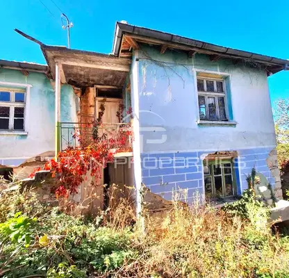 Снимка 3 — Къща в Пловдив, с. Добростан