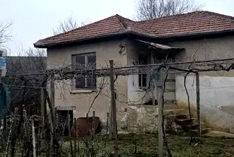 Къща в Пловдив, с. Домлян