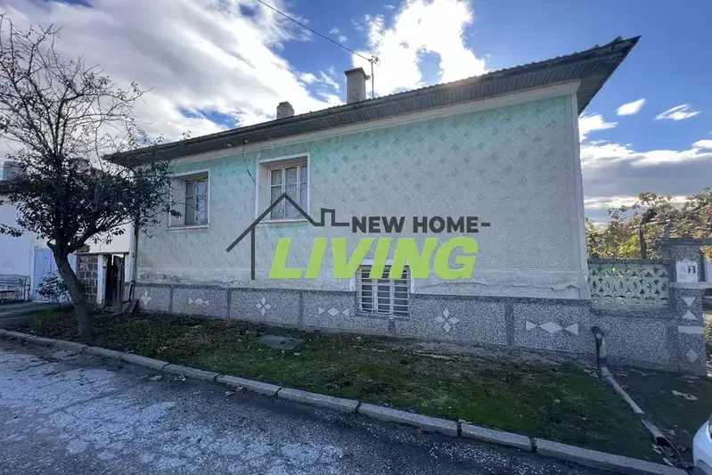 House in Oblast Plovdiv, Dylgo Pole