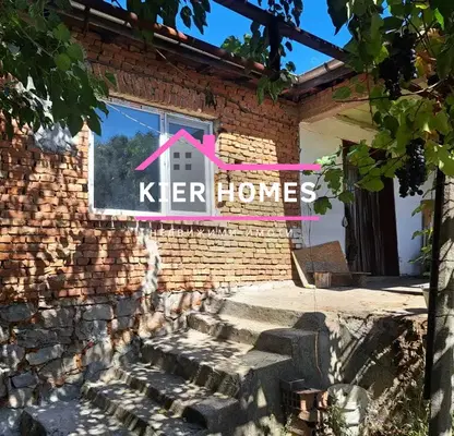 Photo 4 — House in Plovdiv, Ezerovo
