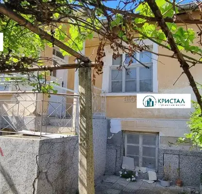 Снимка 3 — Къща в Пловдив, с. Голям чардак