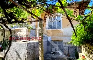 Къща в Пловдив, с. Голям чардак