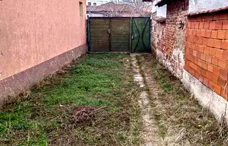 Къща в Пловдив, с. Градина