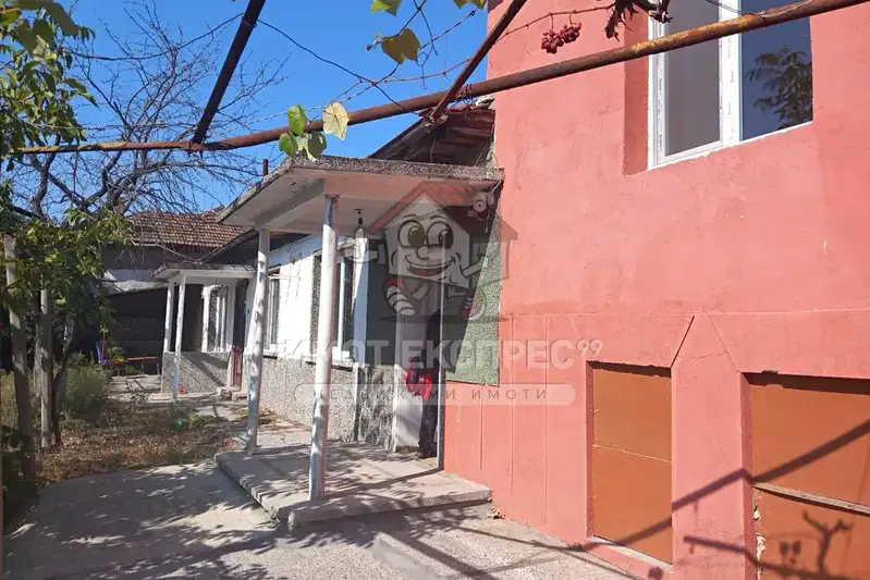 House in Oblast Plovdiv, Karadjalovo