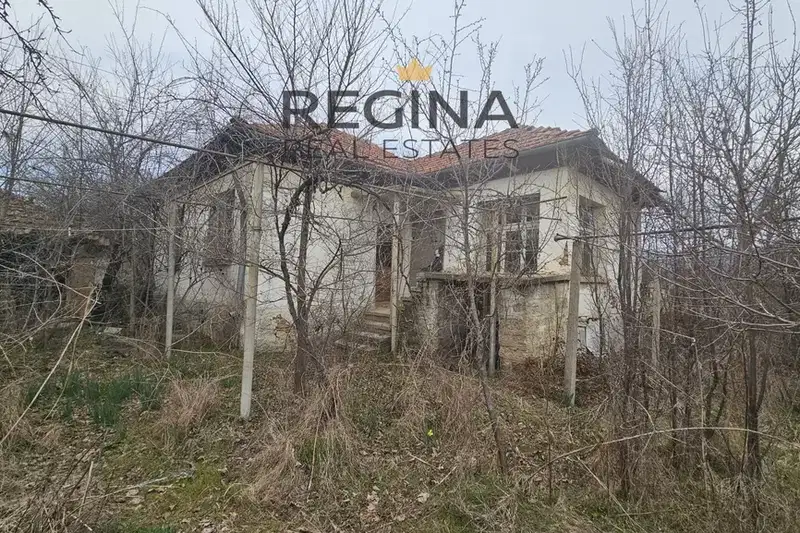 House in Oblast Plovdiv, Krystevich