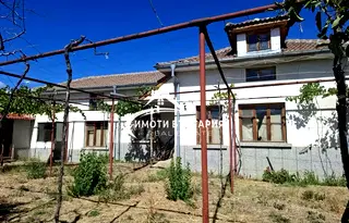 Къща в Пловдив, с. Кърнаре