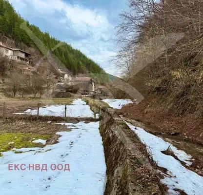 Снимка 3 — Къща в Пловдив, с. Лясково
