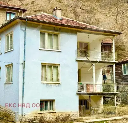 Снимка 4 — Къща в Пловдив, с. Лясково
