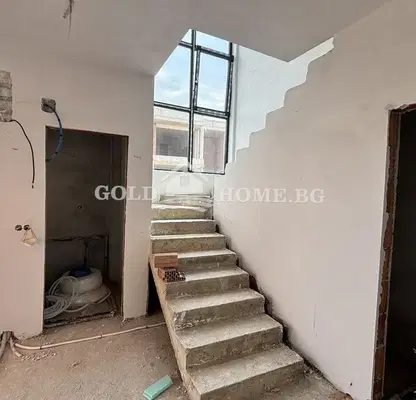 Photo 3 — House in Plovdiv, Markovo