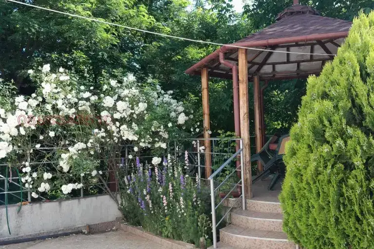 Къща в Пловдив, с. Михилци