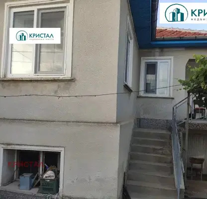 Снимка 3 — Къща в Пловдив, с. Момино село
