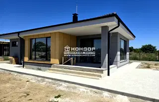 Къща в Пловдив, с. Оризари