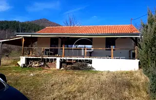 Къща в Пловдив, с. Песнопой