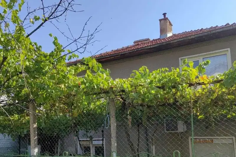 House in Oblast Plovdiv, Pyrvenec