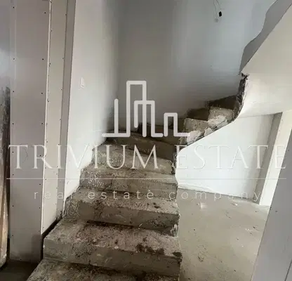 Снимка 4 — Просторна къща с 3 спални в с. Първенец, област Пловдив