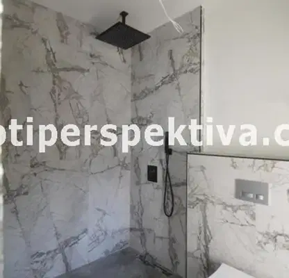 Снимка 5 — Къща в Пловдив, с. Първенец