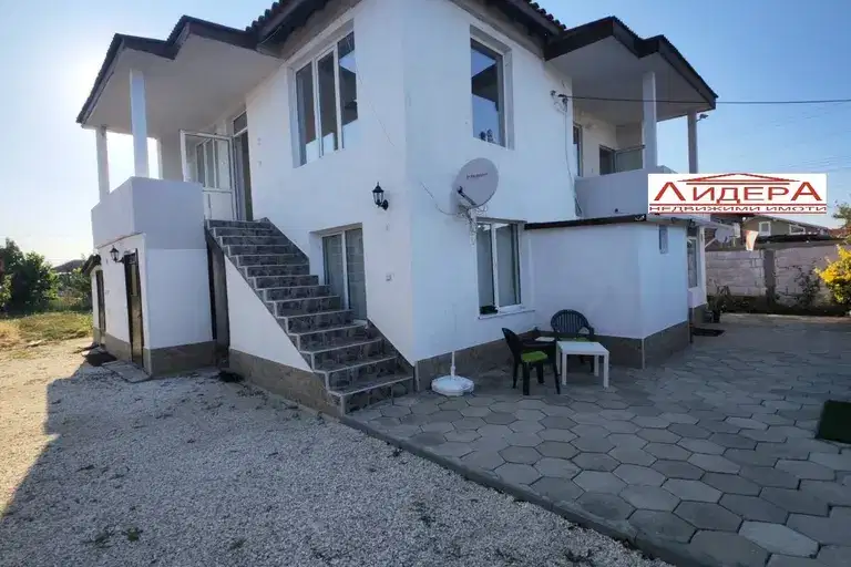 House in Oblast Plovdiv, Skutare