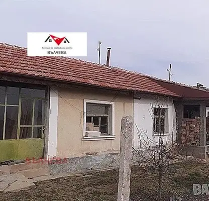 Снимка 2 — Къща в Пловдив, с. Старосел