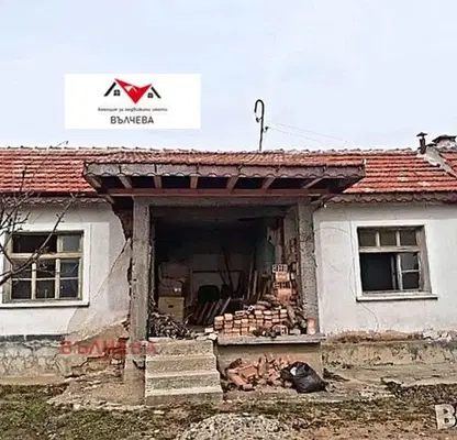Снимка 4 — Къща в Пловдив, с. Старосел