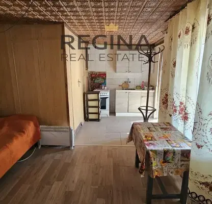 Снимка 4 — Къща в Пловдив, с. Старосел