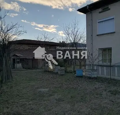 Снимка 4 — Къща в Пловдив, с. Войнягово