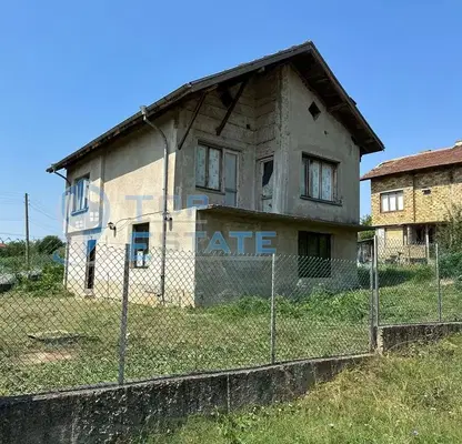 Снимка 3 — Къща в Русе, Борово